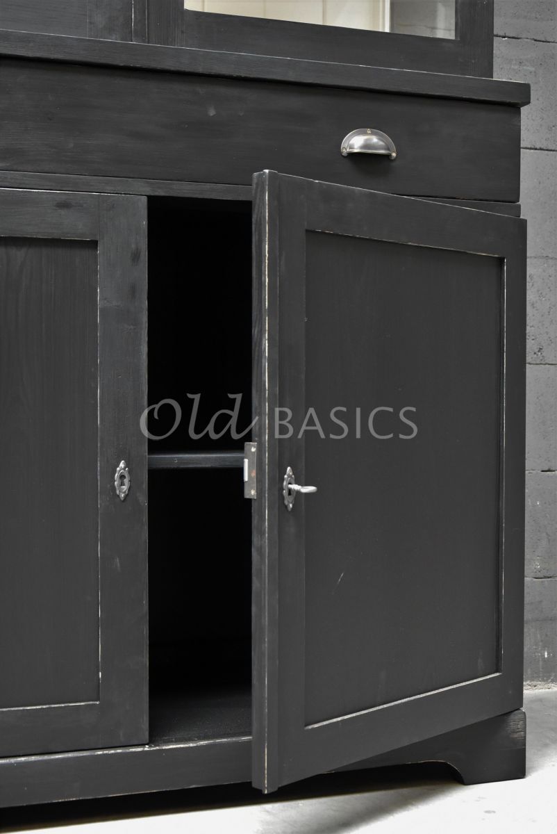 Detail van Vitrinekast Grenoble, 2 deuren, RAL9005, zwart, materiaal hout